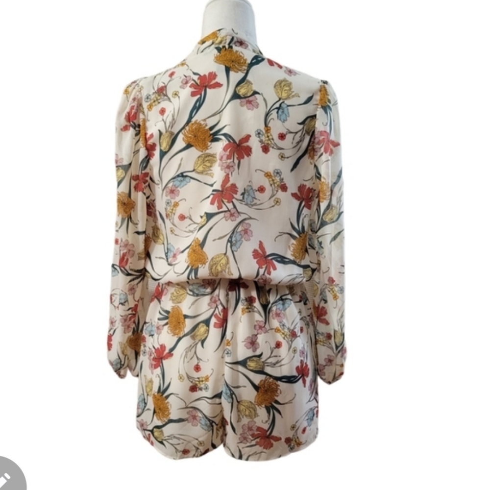 Vici Romper Shorts Floral Cream Ruffle Flowy Long Sleeve Women Small - Picture 2 of 8